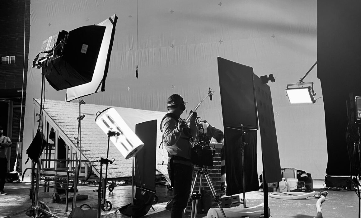 LUCABUZAS Amazon Commercial Professional makeup artist