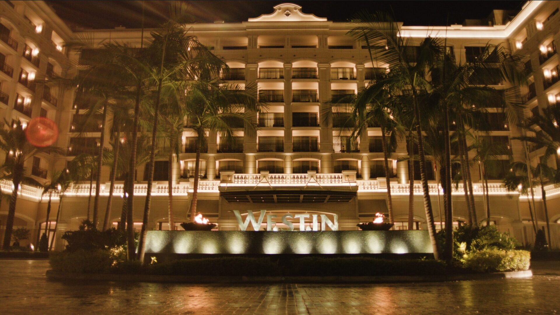 Westin-Anaheim-Los-Angeles-Celebrity-Wardrobe-Stylist-and-makeup-artist-HMUA